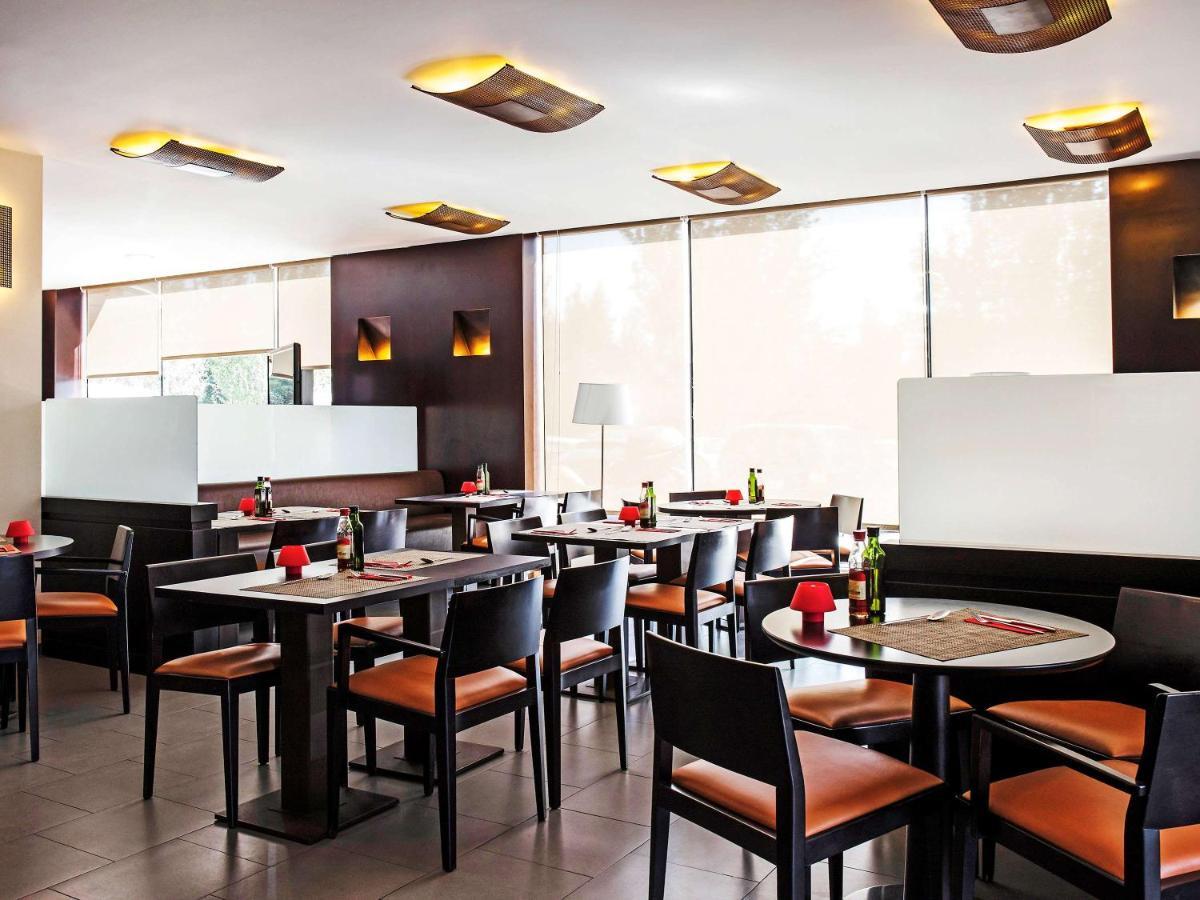 Ibis Barcelona Molins De Rei Hotell Exteriör bild