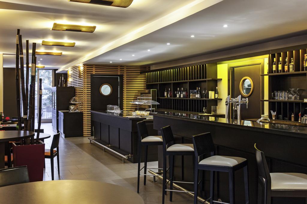Ibis Barcelona Molins De Rei Hotell Exteriör bild