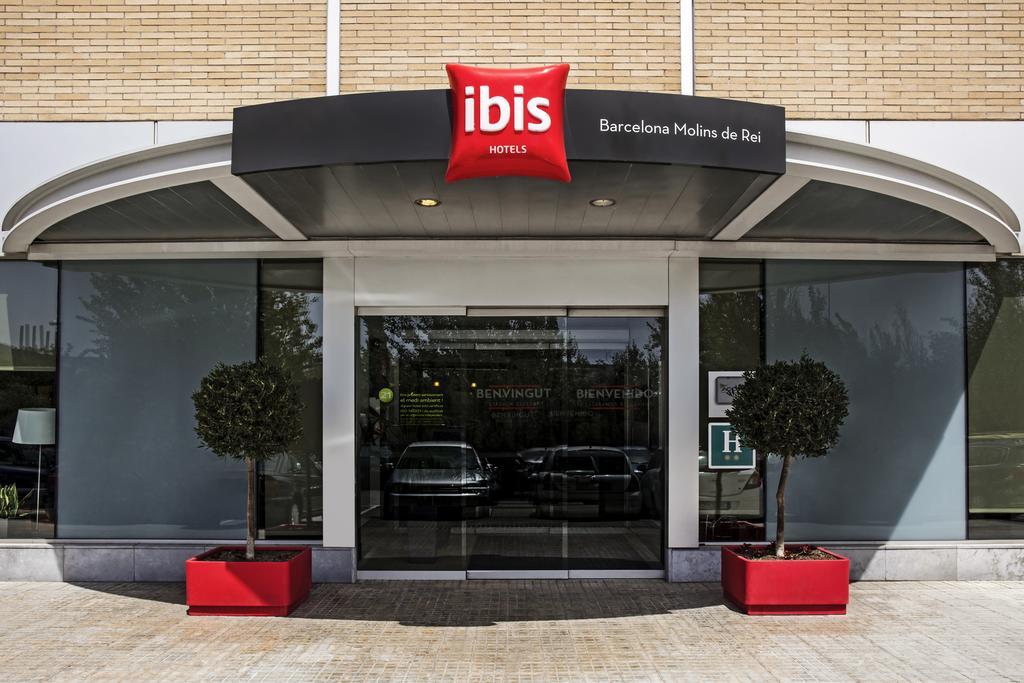 Ibis Barcelona Molins De Rei Hotell Exteriör bild
