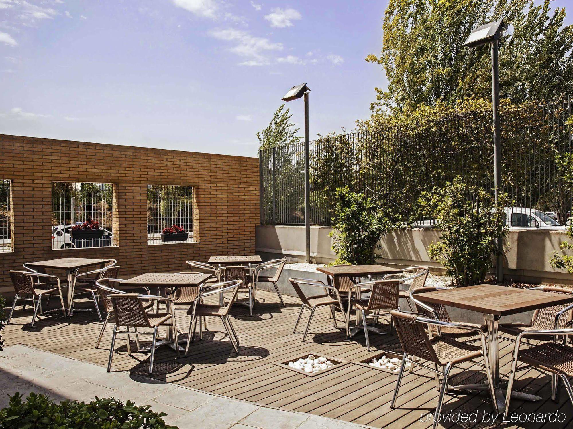 Ibis Barcelona Molins De Rei Hotell Exteriör bild