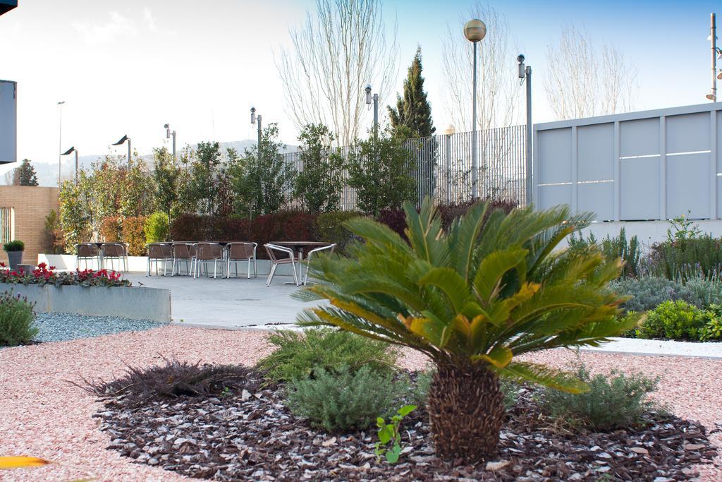 Ibis Barcelona Molins De Rei Hotell Exteriör bild