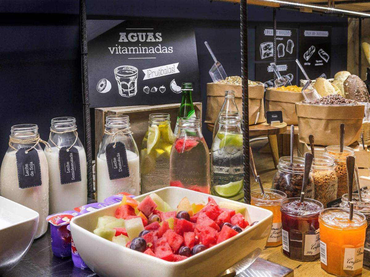 Ibis Barcelona Molins De Rei Hotell Exteriör bild
