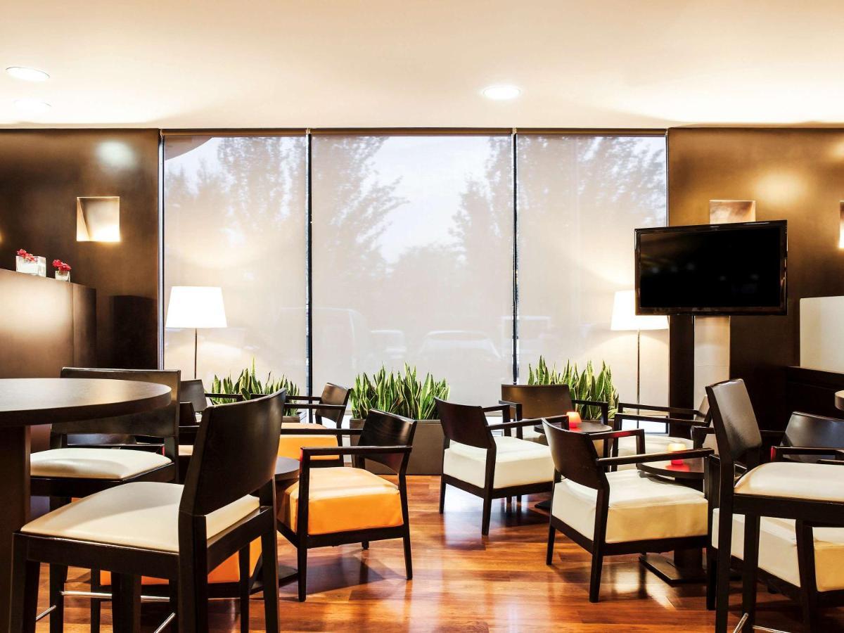 Ibis Barcelona Molins De Rei Hotell Exteriör bild